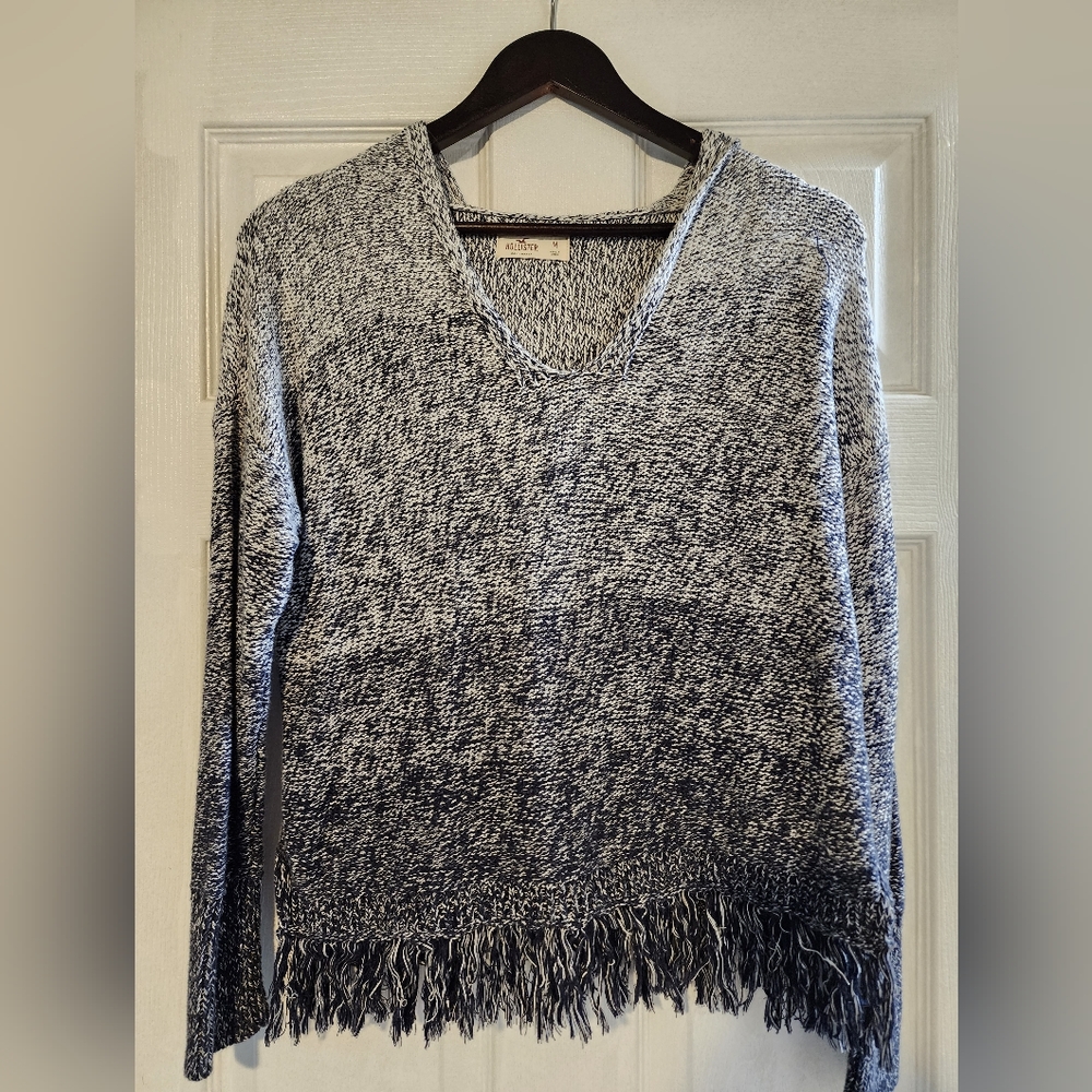 Hollister fringed hooded top